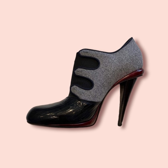 Fendi Leather and Wool Pumps - Picture 3 of 10